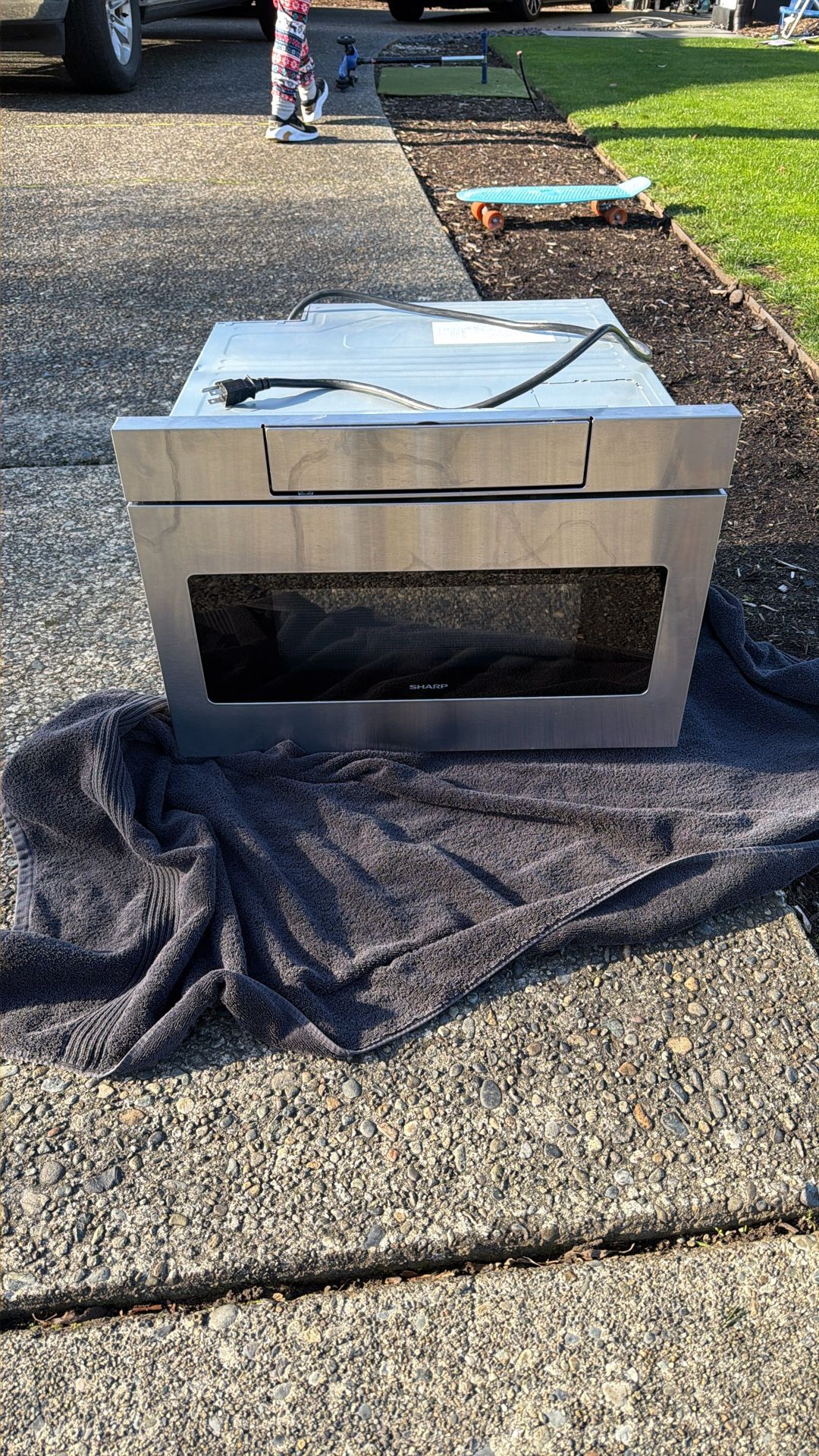 Sharp drawer-style Microwave