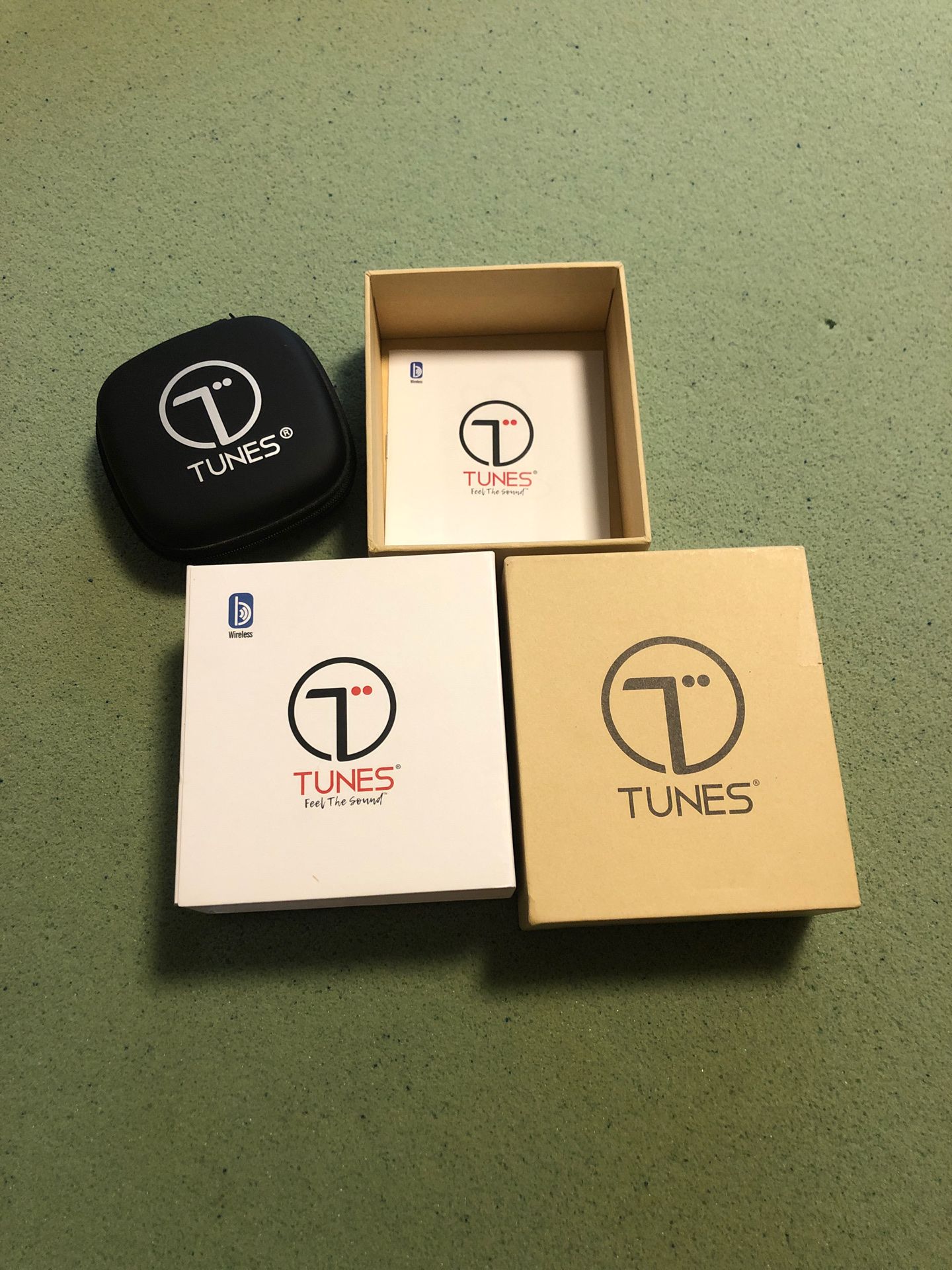 Tunes Bluetooth earbuds