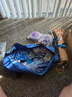 Phlebotomy training arm