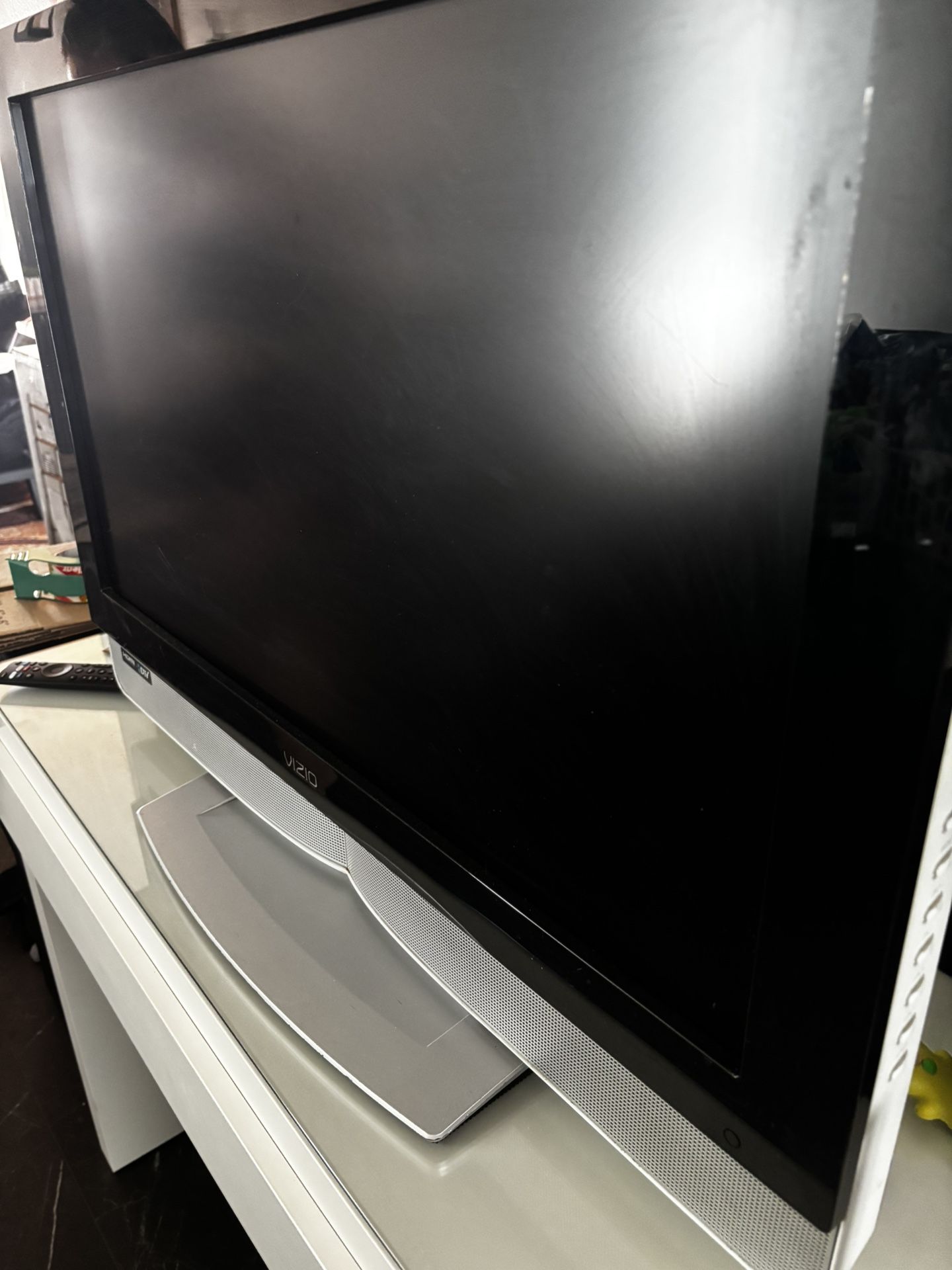 Vizio 32 Inch TV/ChromeCast
