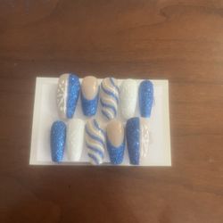 Christmas Press On Nails