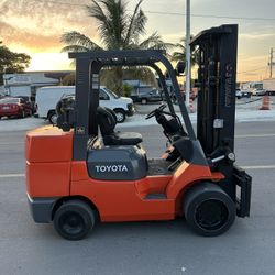 Forklift Toyota 