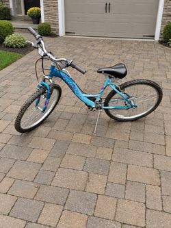 Women Huffy Rock Ridge 26in 21speee