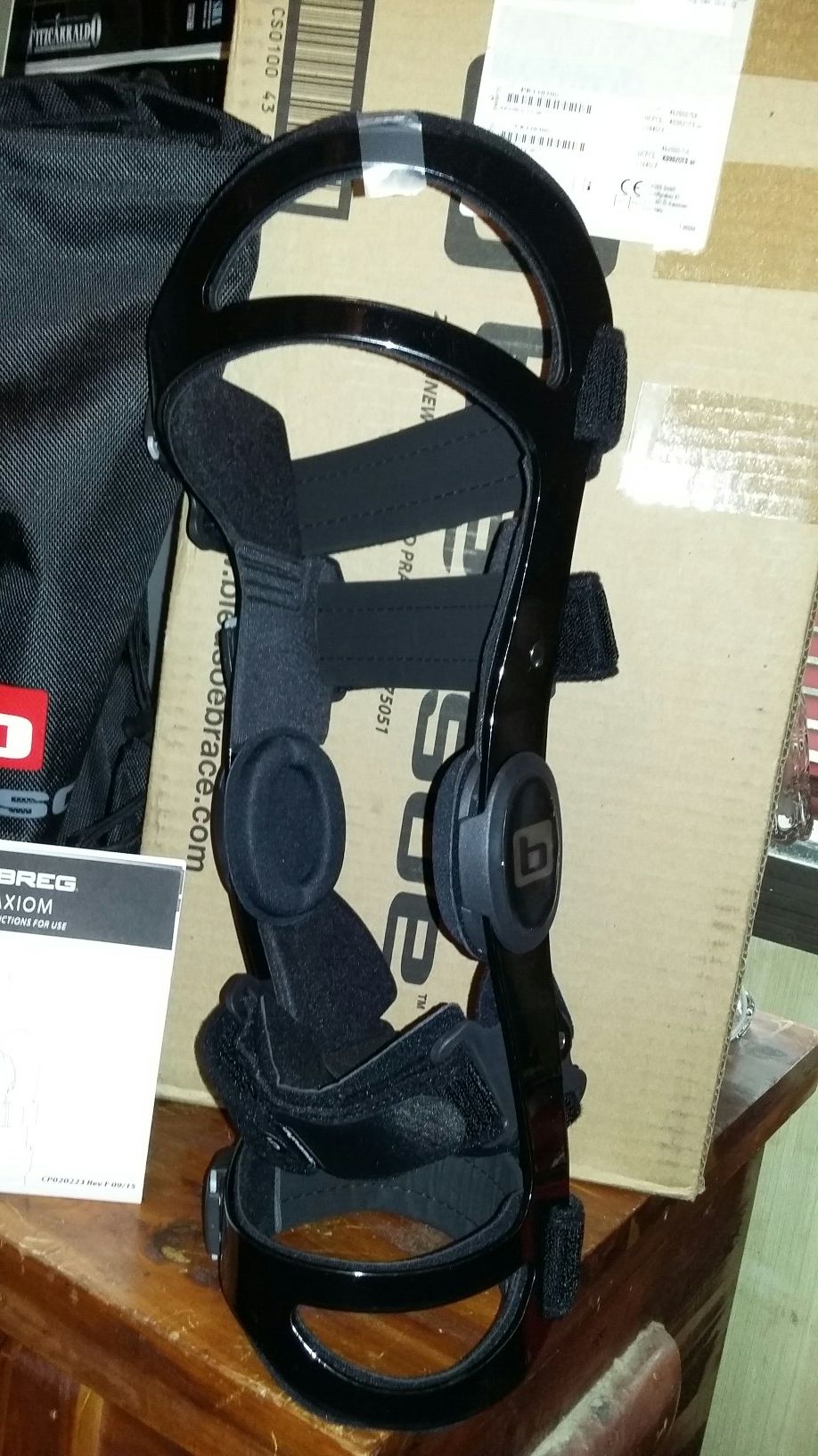 Breg Axiom Knee Brace New Never Used