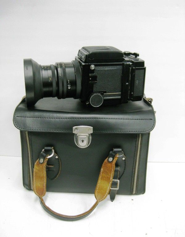 Mamiya RB67 Pro SD Medium Format 120 Camera w/ Seiko 90mm Lens