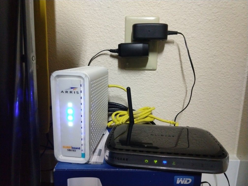 Modem + Router combo for Comcast [RESERVED]