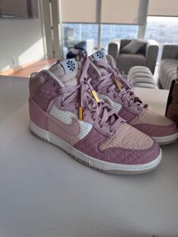 Men’s Nike Dunks Sneakers Size 10.5