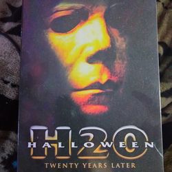 NECA Halloween H2O Ultimate 