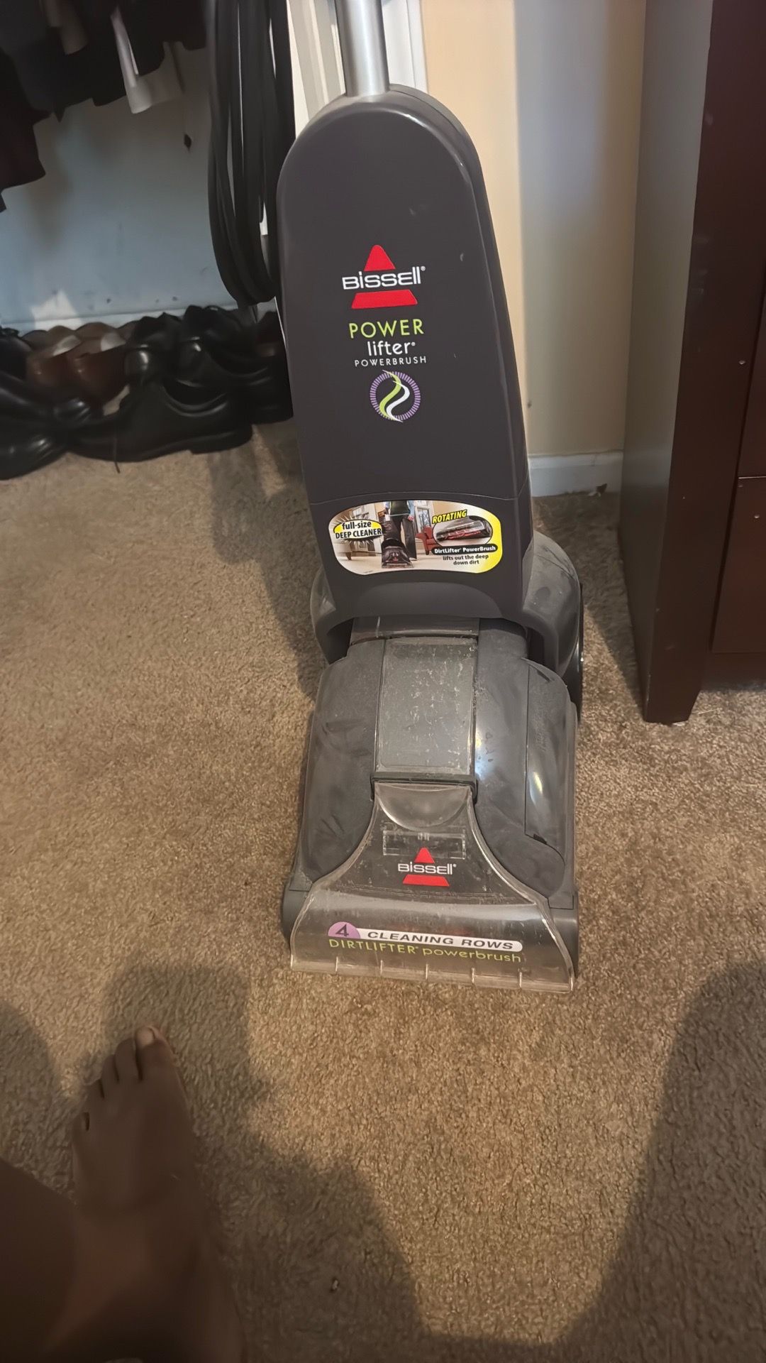 Bissell Power Lifter Carpet deep cleaner
