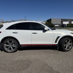 2010 Infiniti Fx50