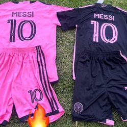 Soccer  kids sizes Jerseys Messi Argentina 🇦🇷 inter Miami jersey Ronaldo futbol Portugal 🇵🇹 Messi Argentina set Ronaldosizes22,24,26,28,4,6,7,8,9,