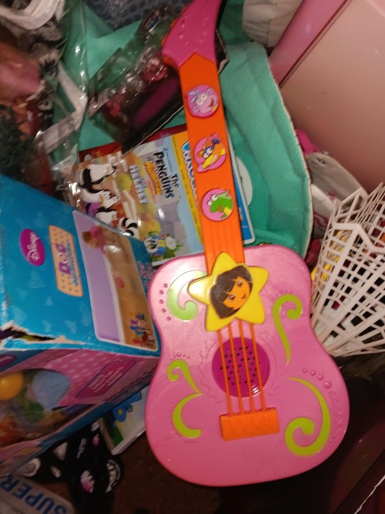 Dora Explorer Guitar