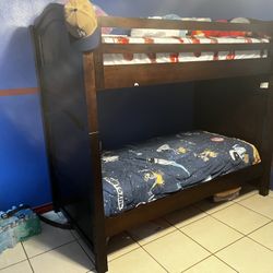Twin Bunk Beds