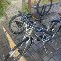 Women’s Trek Bike