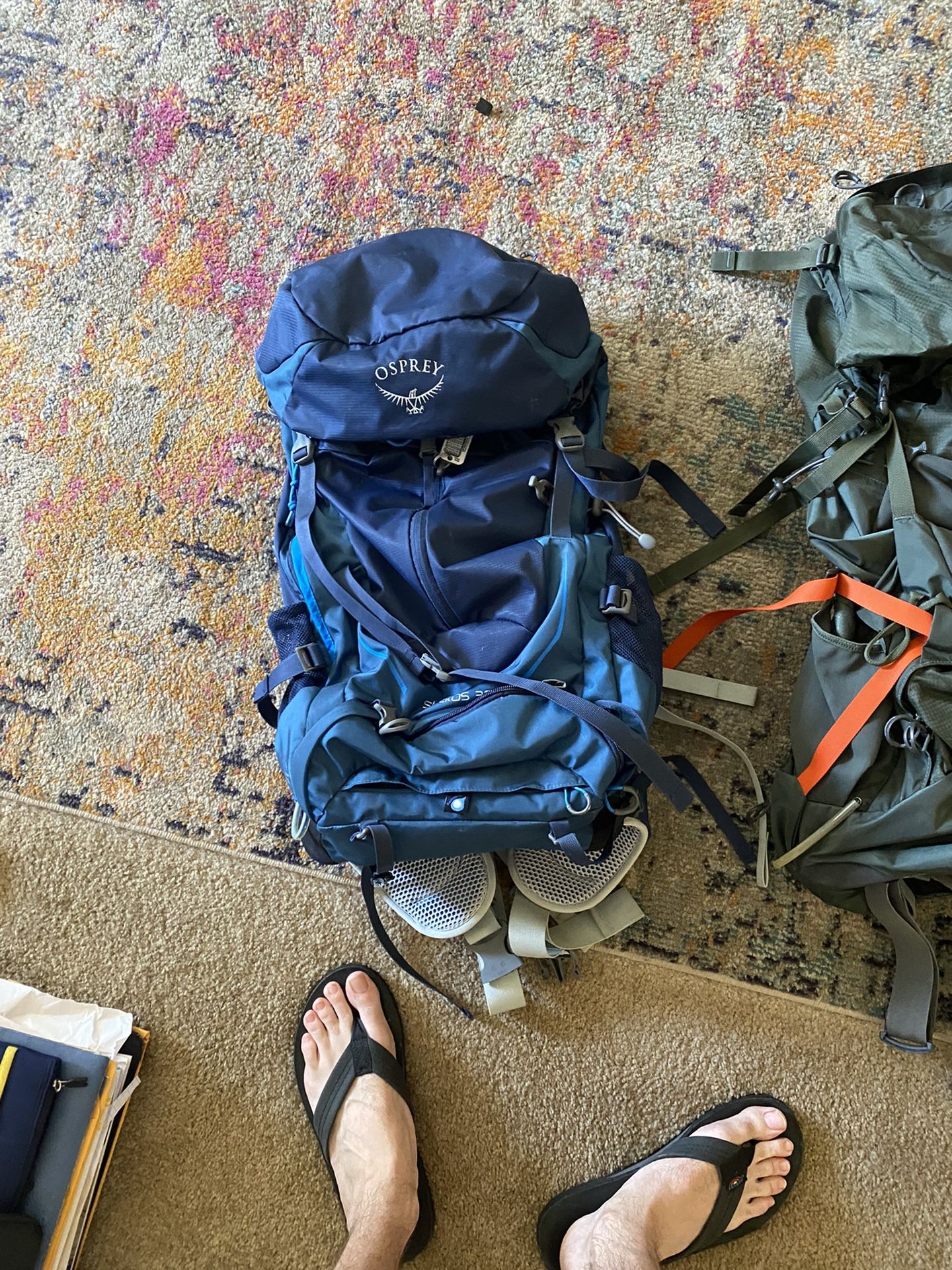 Two Osprey Backpacks Used Once - avconcontrols.com