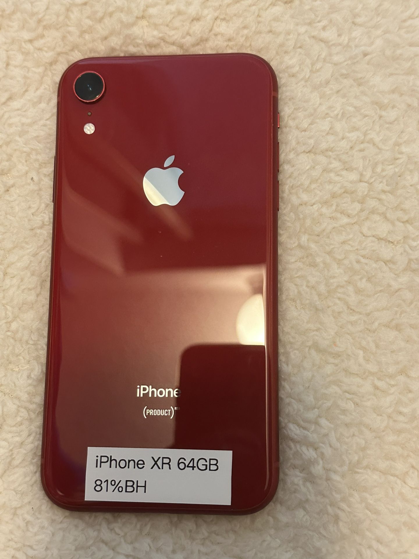 iPhone XR 64GB (red) 81%BH unlocked - Great Conditions