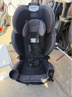 EvenFlo Car seat