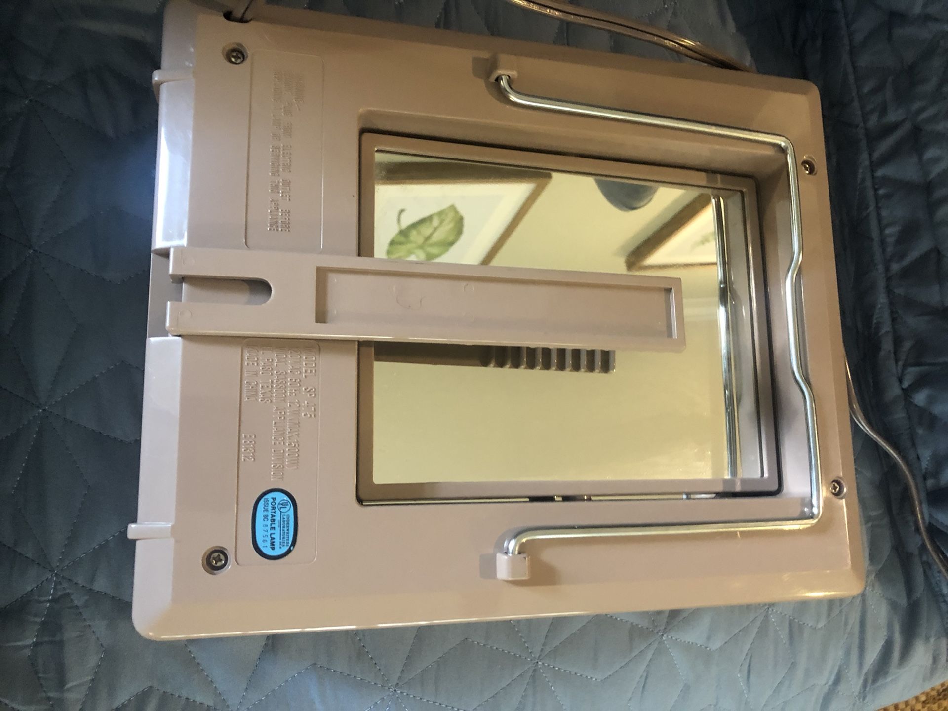 Vidal Sasoon Vintage Mirror With Lights