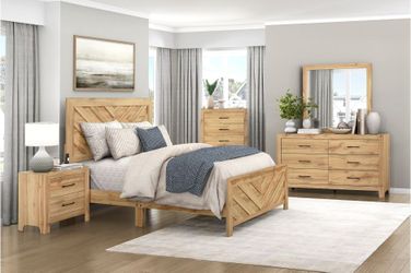 Bedroom set 4 pc Queen size Natural finish, New Especial price