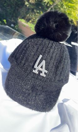 Visor beanie