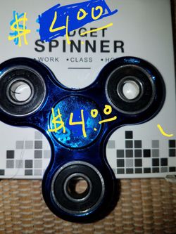 Fidget spinner $4 !