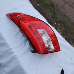 2015 2016 2017 Hyundai Sonata RH Outer OEM Tail Light