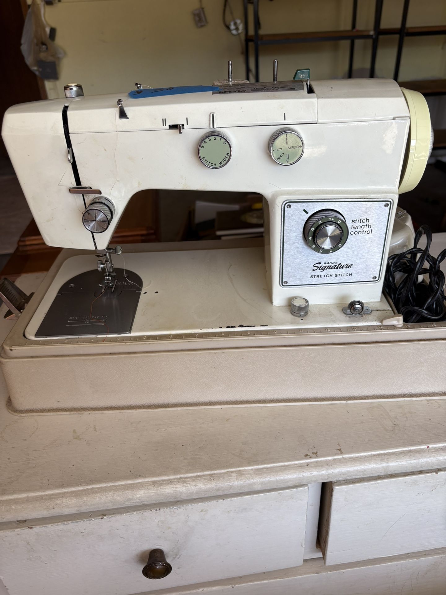 Table Sewing Machine