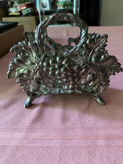 1994 Godinger silverplate napkin holder