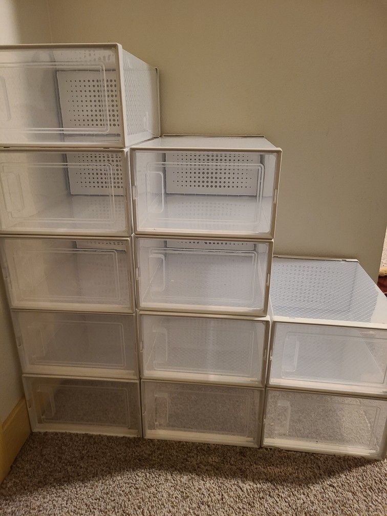 Plastic Shoe containers (11)