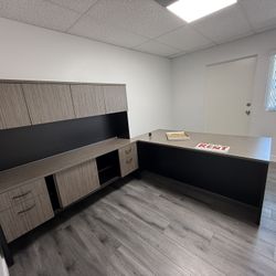 Executive Office Desk 