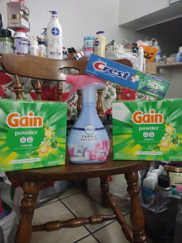 Dos Cajas De Gain De 30oz Un Febri Y Una Pasta Por $20