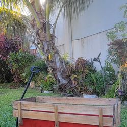 Classic Wooden Pull Wagon – Great Condition