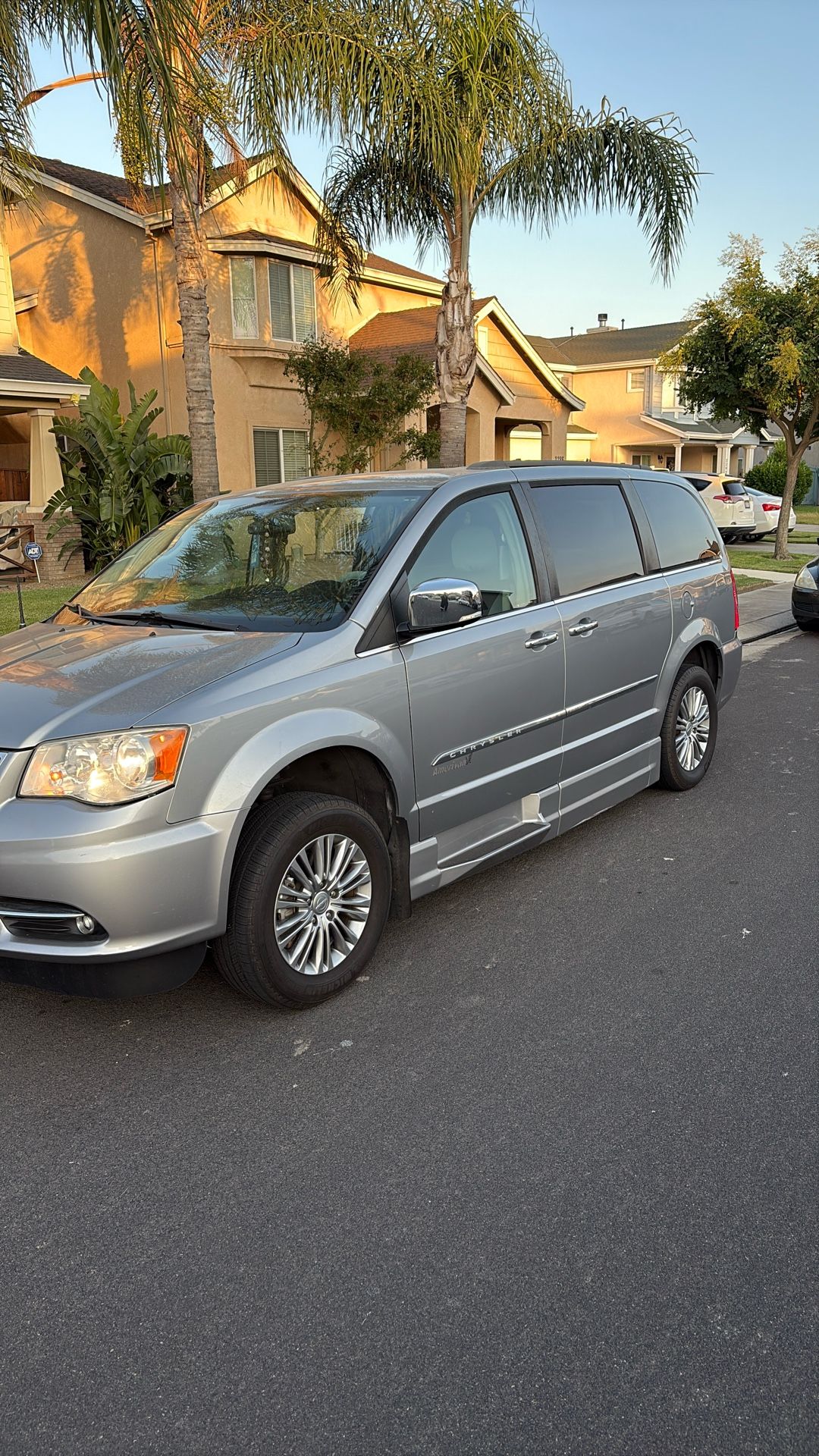 2014 Chrysler Town & Country