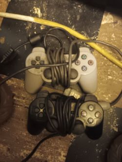 !! 2 Sony Playstation  Controllers
