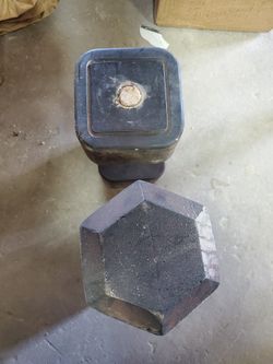 2x25lbs Dumbell.