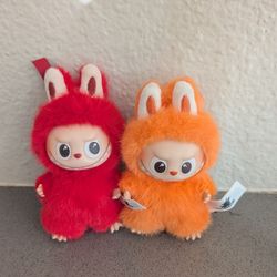 Labubu (Pin For Love X & Z)