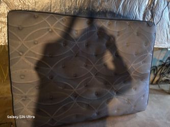 Free Queen bed
