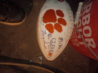 Atugrafed Clemson football byTommy boudin