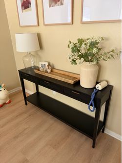 Target Threshold/Studio McGee Entryway Table