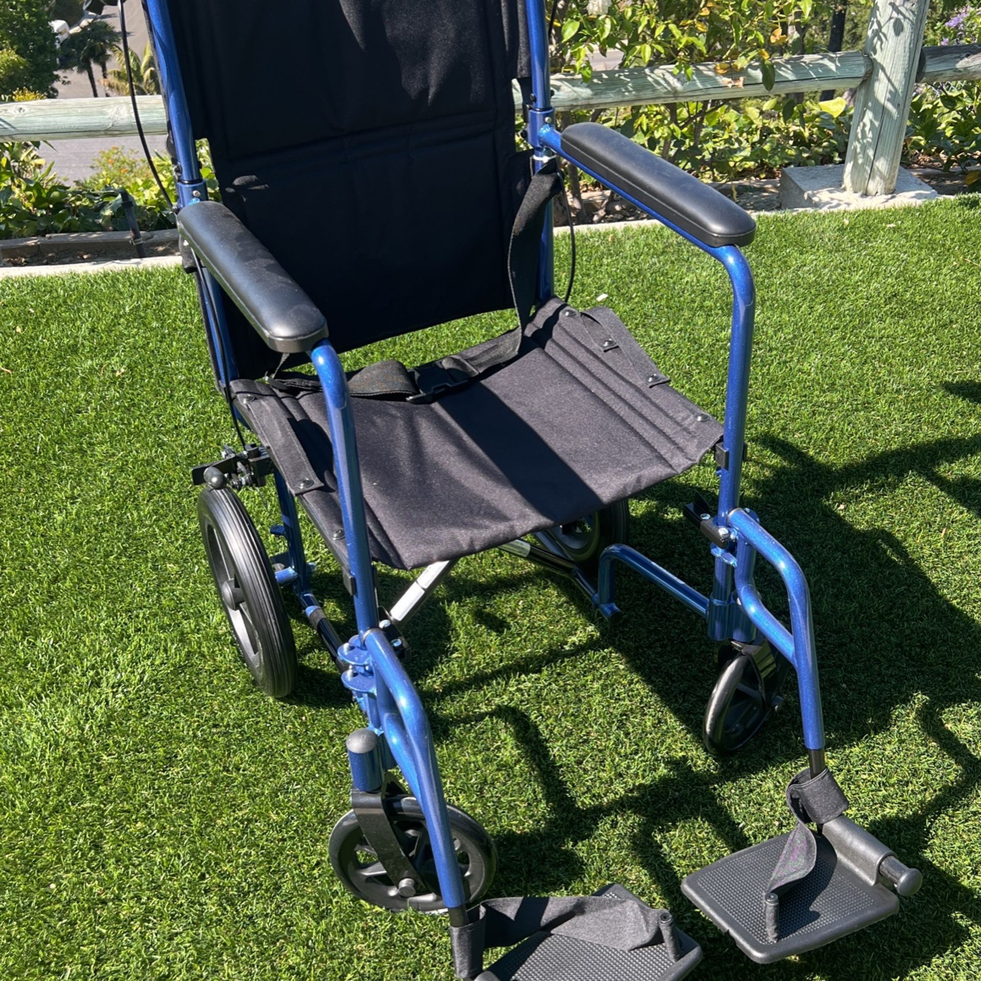 Foldable Wheelchair For Sale -like New