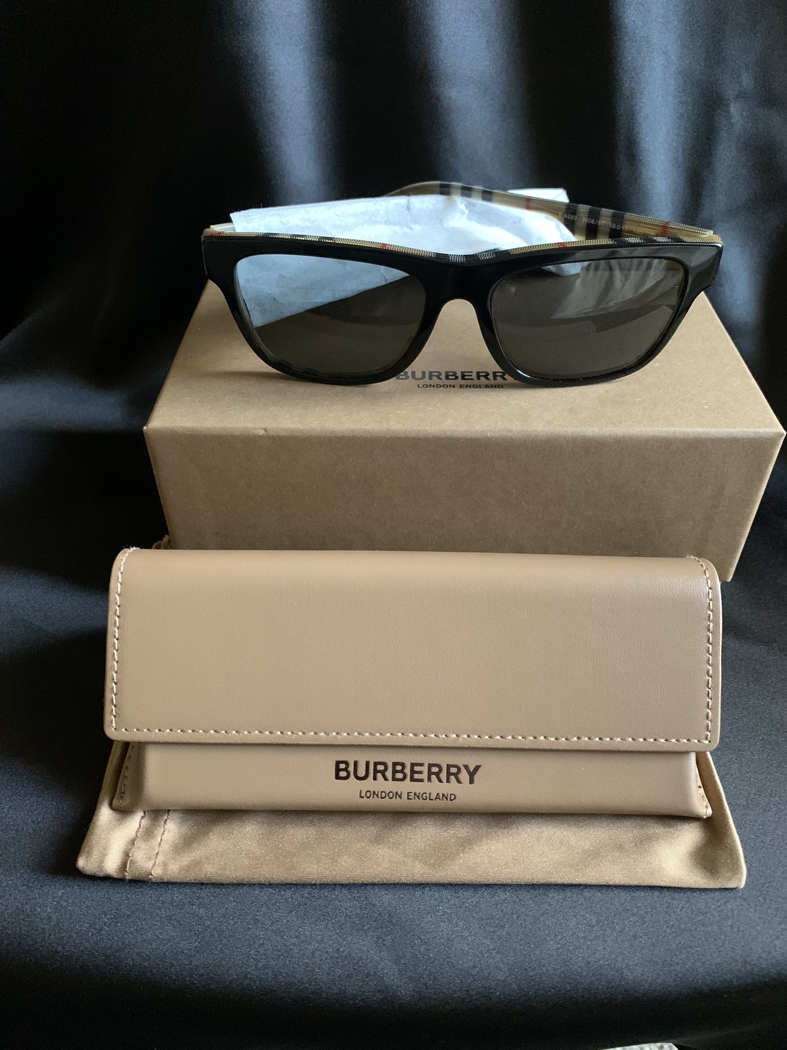 Burberry Men Sunglasses 