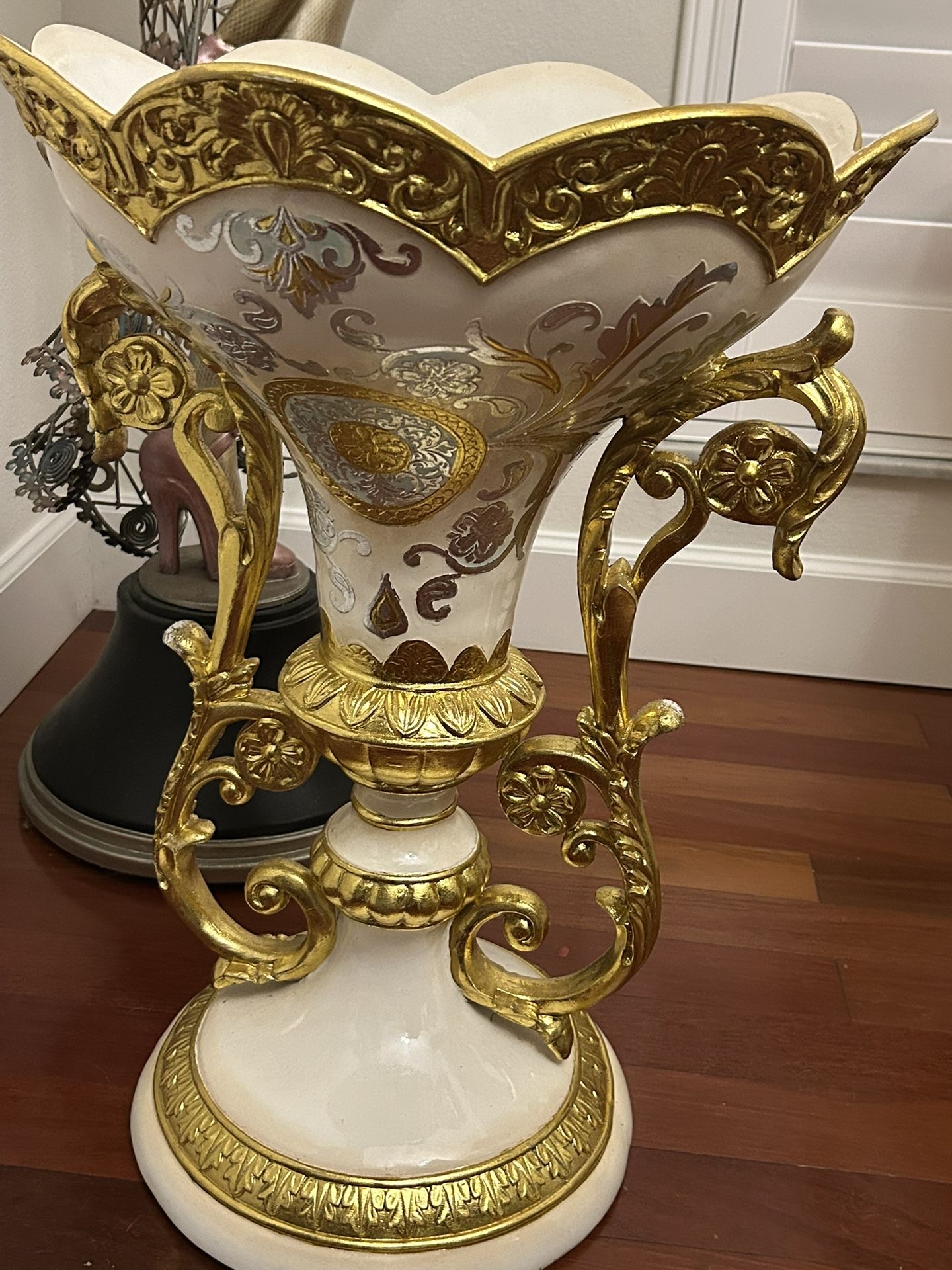 Beautiful Gold And White Vase