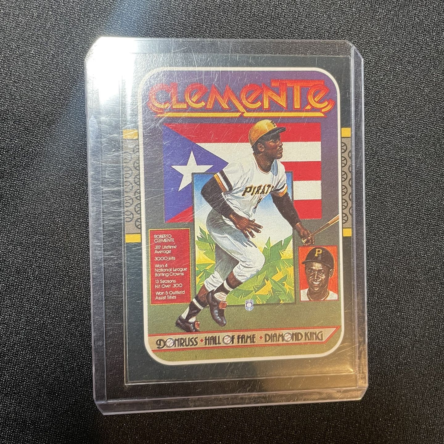 Roberto Clemente TOPPS Baseball Card for Sale in Highland, CA - OfferUp