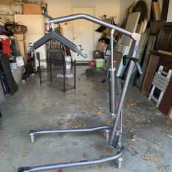 Hydraulic Hoist With Two Vest