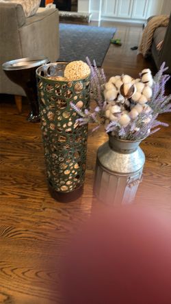 Decorative vases