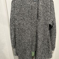 Women's Gray Sweater
