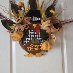 New Handmade Turkey Wreath In Excellent Condition 