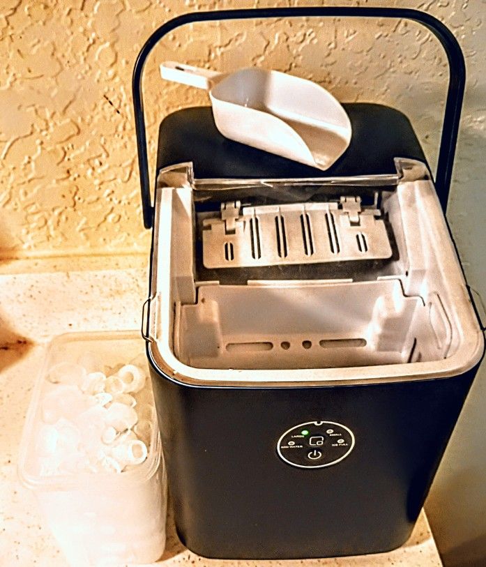 Portable Ice Maker  $44 Out The DOOR 