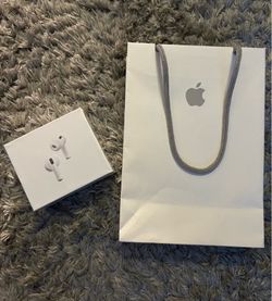Airpods Pro 3/ gen 4