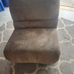 1 Couch Sectional.